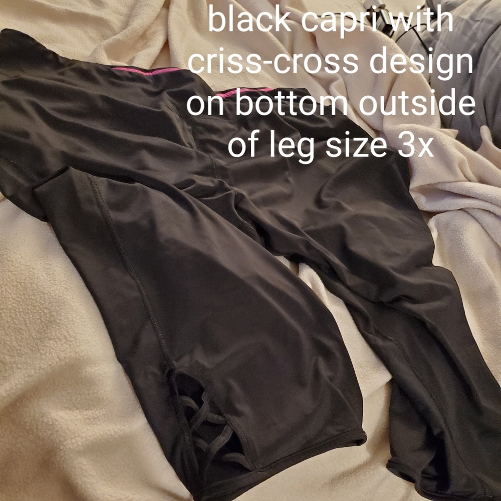 Black capri